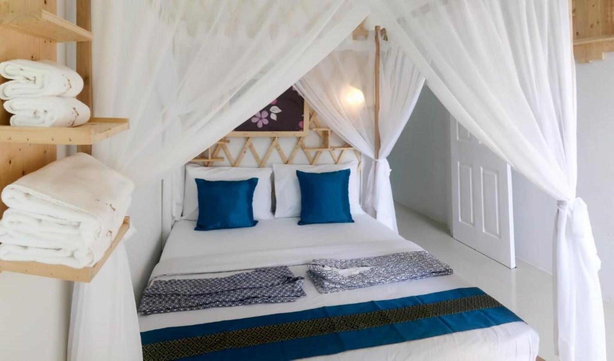 Baan Urt Suratthani Airport Hotel Σούρατ Τανί Εξωτερικό φωτογραφία