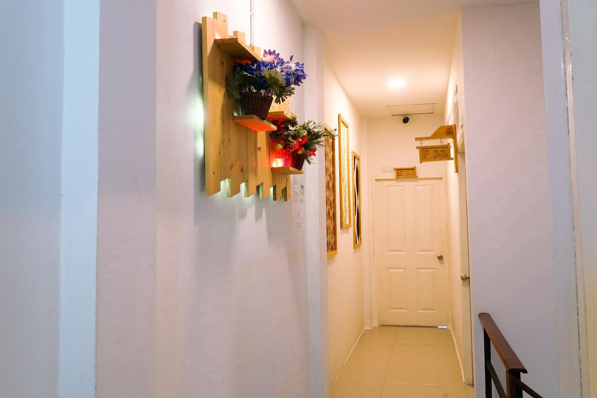 Baan Urt Suratthani Airport Hotel Σούρατ Τανί Εξωτερικό φωτογραφία