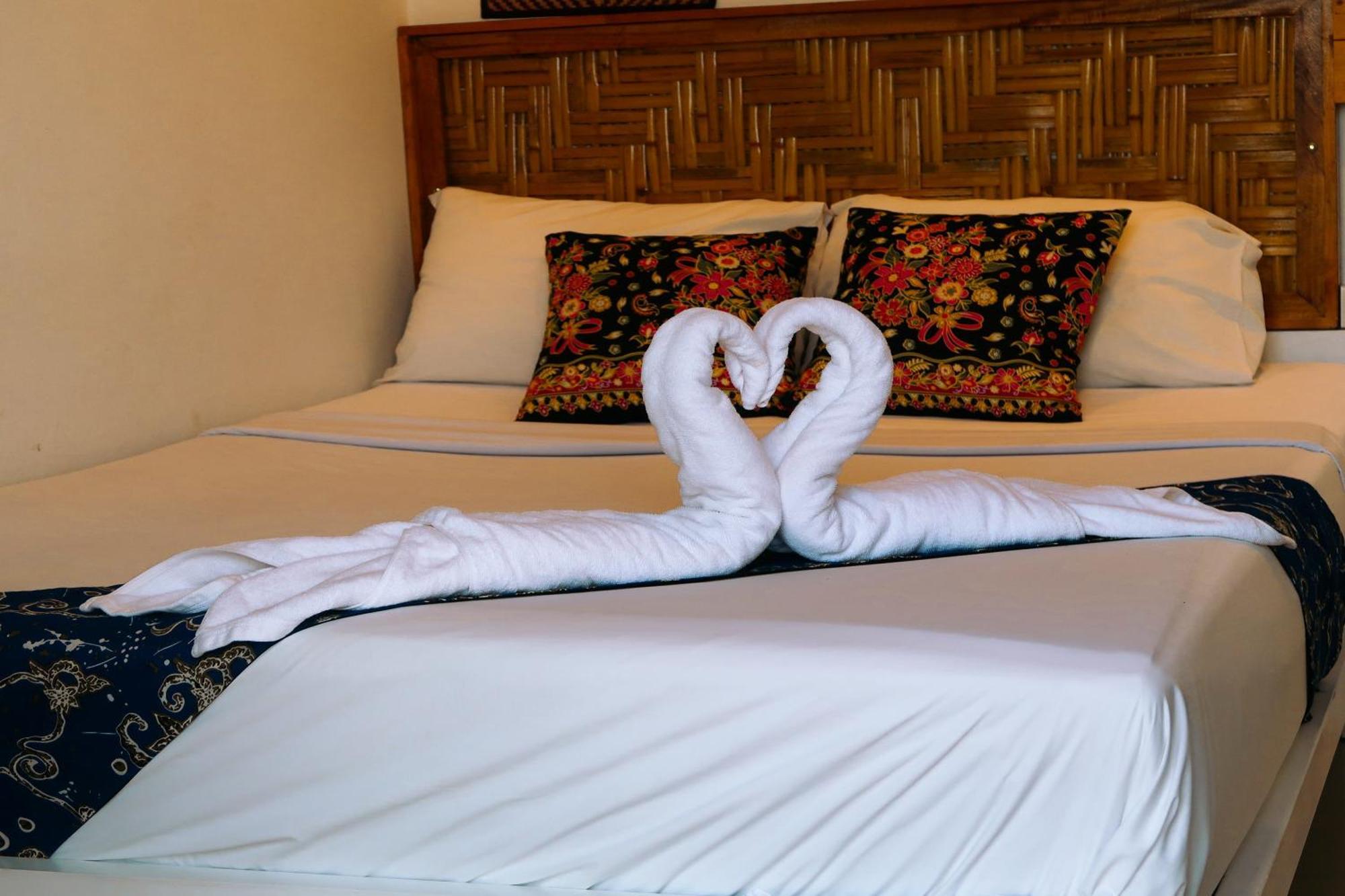 Baan Urt Suratthani Airport Hotel Σούρατ Τανί Εξωτερικό φωτογραφία