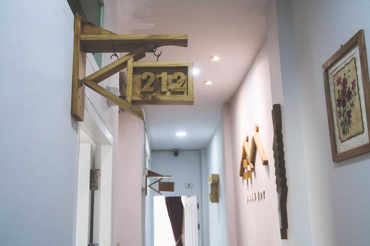 Baan Urt Suratthani Airport Hotel Σούρατ Τανί Εξωτερικό φωτογραφία